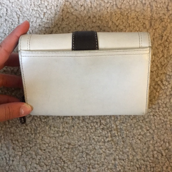 Authentic Coach wallet - Picture 4 of 4